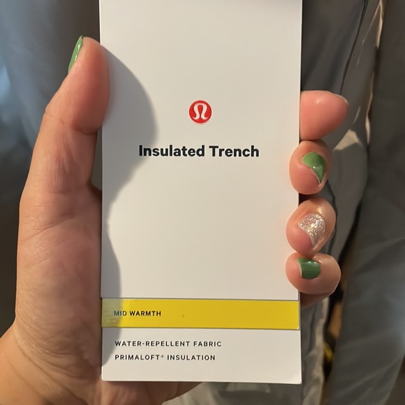 BNWT Lululemon Insulated Trench - Picture 5 of 8